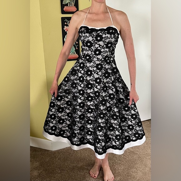 Vintage inspired party dress…full skirt - Picture 5 of 5